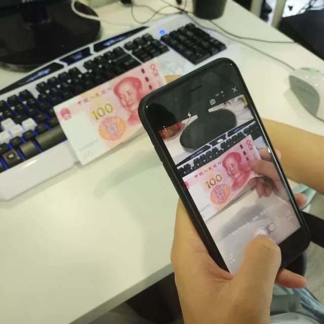 京东×百度×它说：AR百“喝”全书，百元人民币开启全球美酒之旅