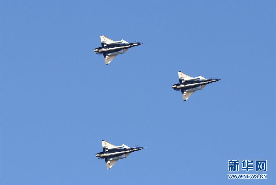 和平飞舞，让朋友圈越来越大——记走向世界舞台的中国空军八一飞行表演队