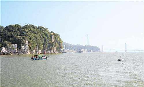 抓好长江流域水生生物保护工作 早日实现水清岸绿