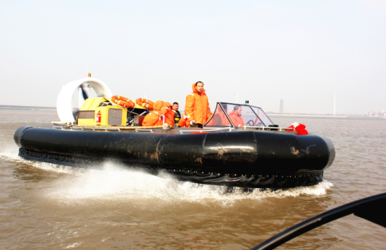 上海飞浪：适应复杂地形 中国气垫船为水利勘探事业助力