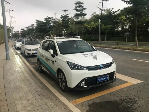 风雨入景驰：未来一年内与广州本地巨头组合资公司 推动无人出租车落地运营
