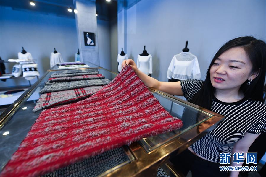 毛衫时尚小镇的“时尚转型”